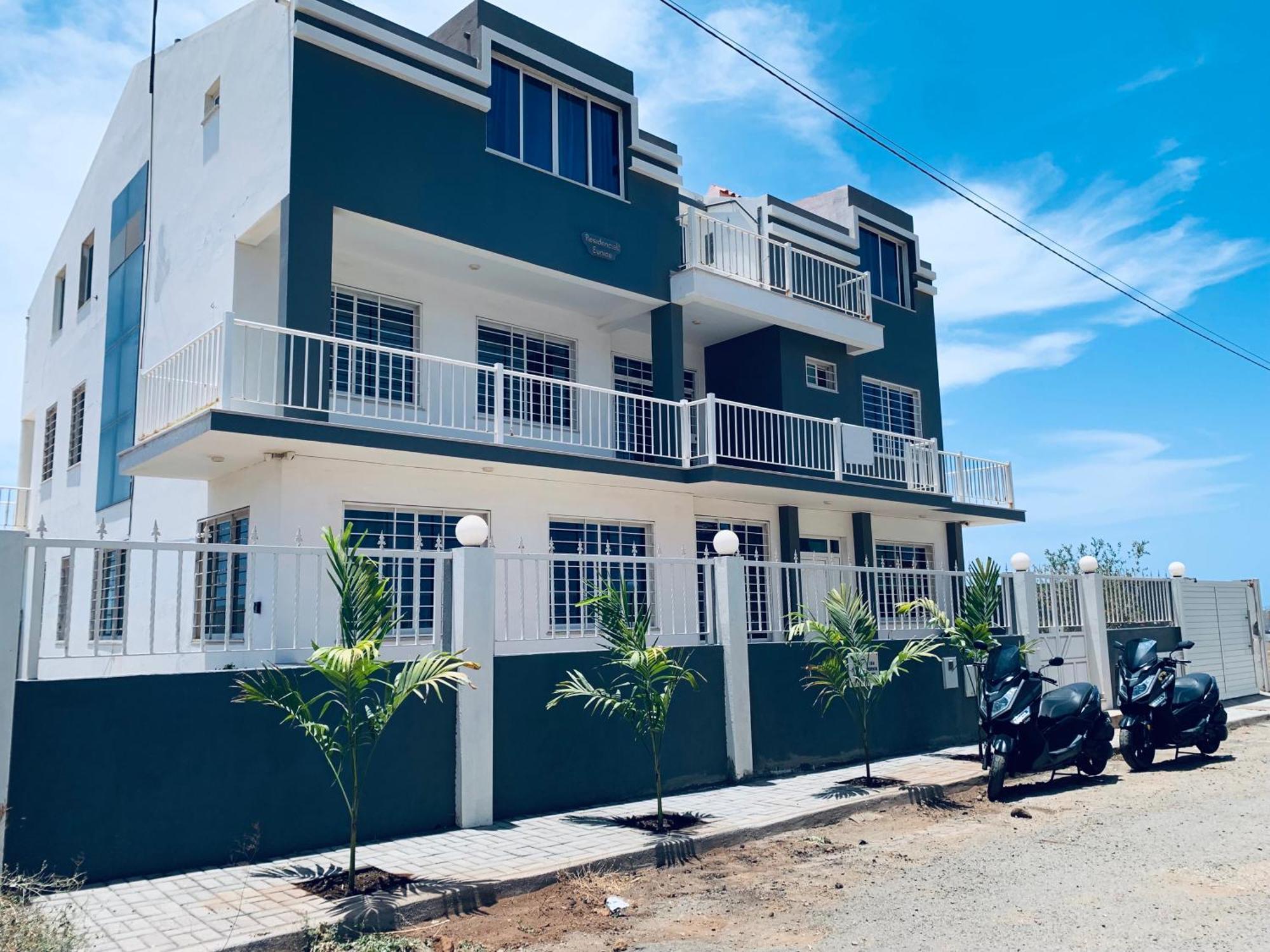 פראייה Villa Residencial Eunice מראה חיצוני תמונה